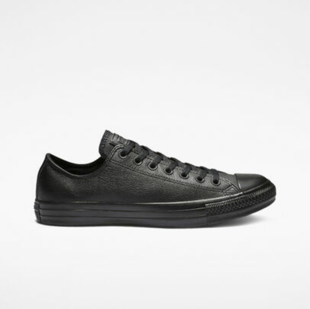 Size 8 leather converse NIB